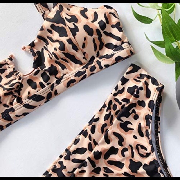 Animal Print bikini - Picture 6 of 7